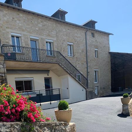 Gite 4 Etoiles - La Maison De Paul Coussergues Buitenkant foto